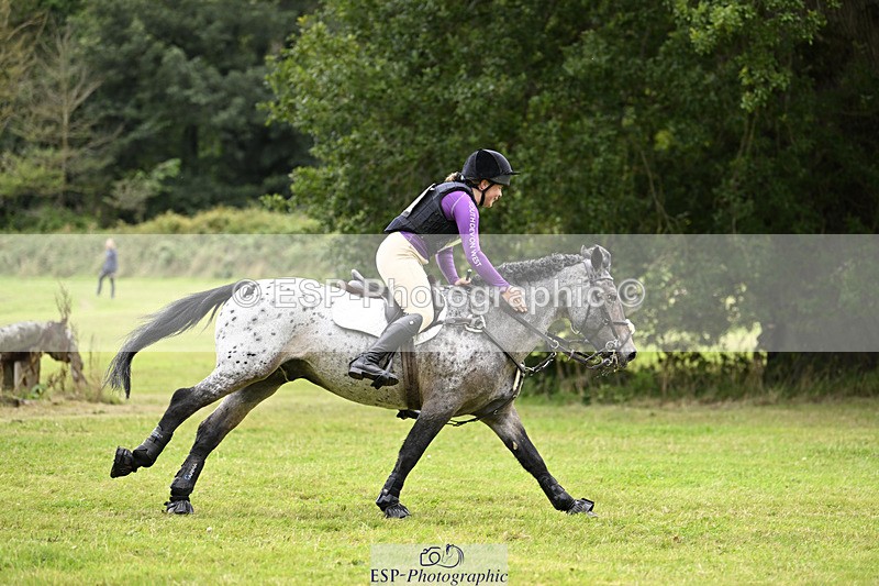 240825X-154235-36100 - 80cm XC 15.30 to 16.30