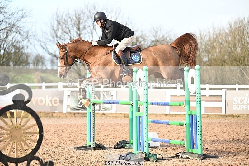 251206-141027-01250 - Cls 13 Snr Foxhunter and 1.20m