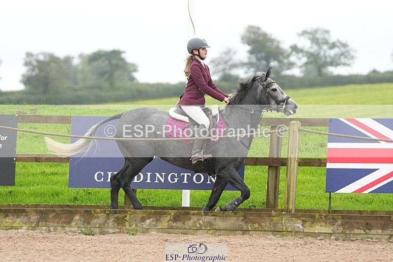 250920-153559-01470 - Cls 21 Pony Intro 80cm Derby