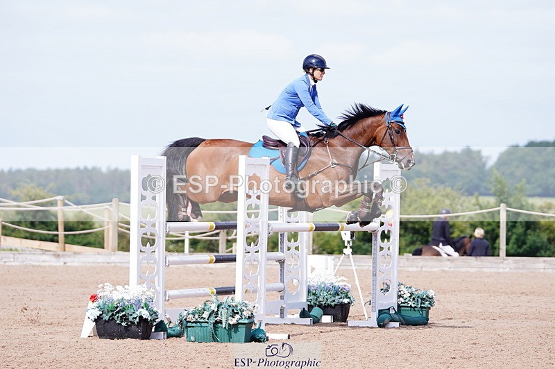 240803A-100918-07127 - Cls 29 Snr Foxhunter