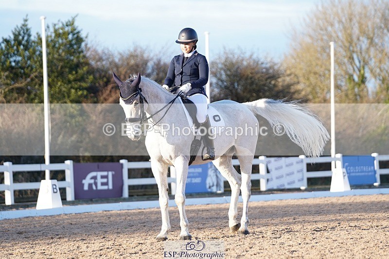 241214-153022-02183 - 162-Layla.Ambersley-Broadbent-Galwaybay.Buddy