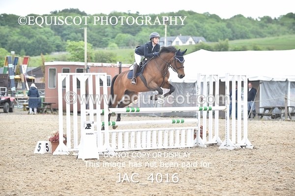 JAC_4016 - CLASS 4 - SAT -Senior Newcomers/ 1.10m Open