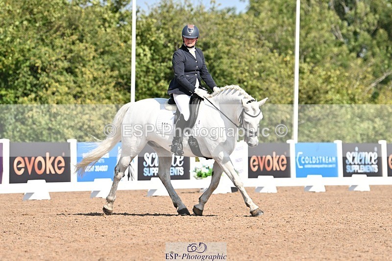 250816-104736-03205 - 111-Sonya.Fitch-PeytonDinnarthal.Buzzard