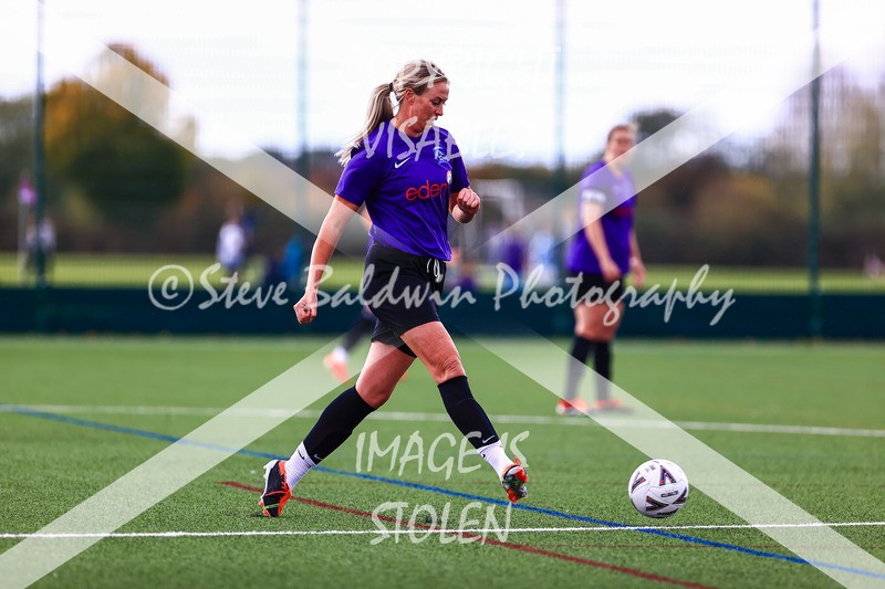 1DX30816 - 2025-10-05 FC Abbey Meads Ladies V Purton  Kingsdown FC Ladies