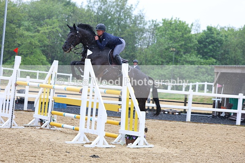 3E7A7363 - Class 8: Senior Foxhunter/1.20 open