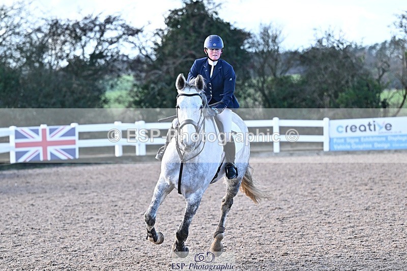 251203-130224-00613 - Cls 4 Newcomers and 1.10m Open