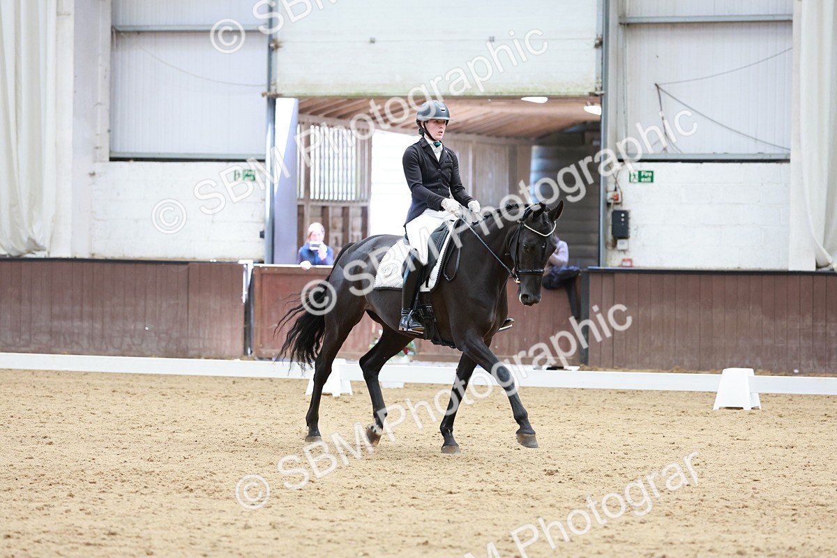 SBM_009205 - Class 6b - Novice 6 - 11.02-12.19