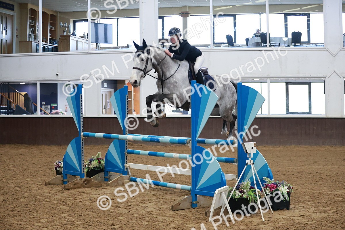 SBM_001129 - Class 4 - Senior Newcomers - 1.10m