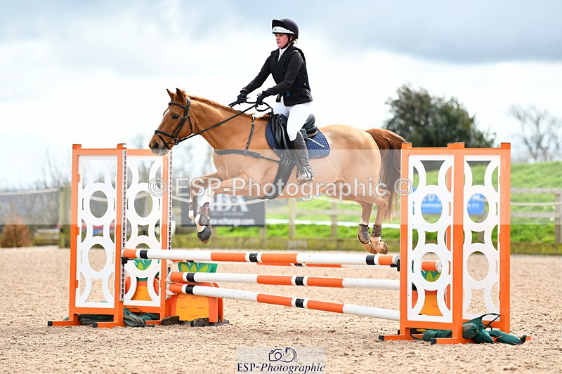 240310A-120728-02595 - Cls 18+19 Club and Schools 80cm