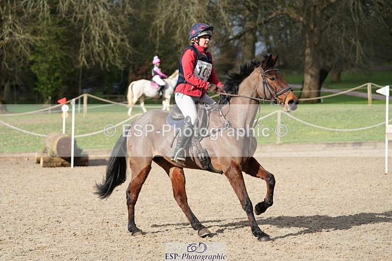 260228A-101956-00452 - Cls 1, 70cm 9.30am to End