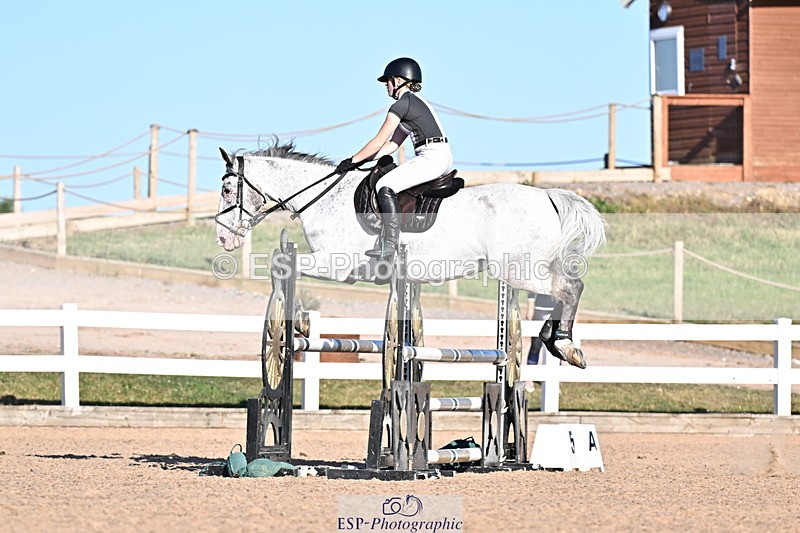 250708A-185714-00684 - 100cm Classes