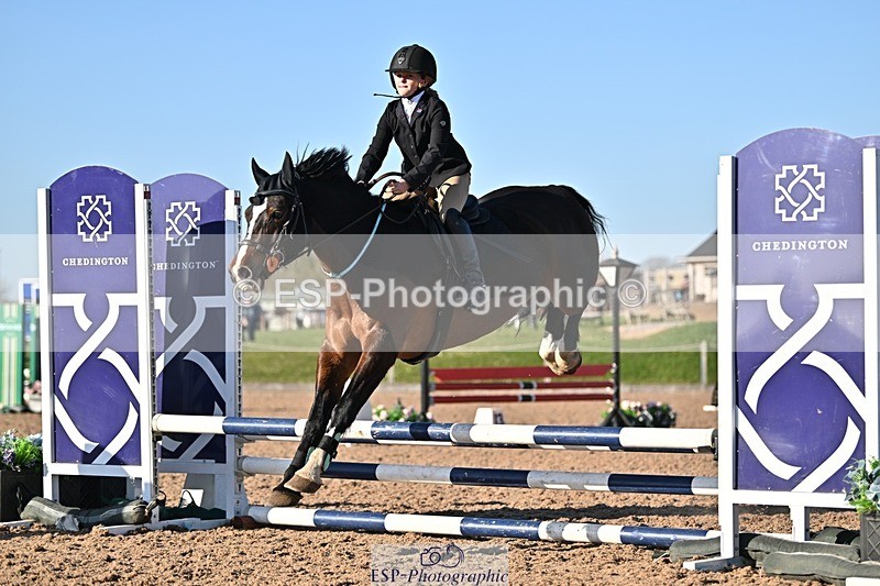 250401-172849-00437 - 70cm classes