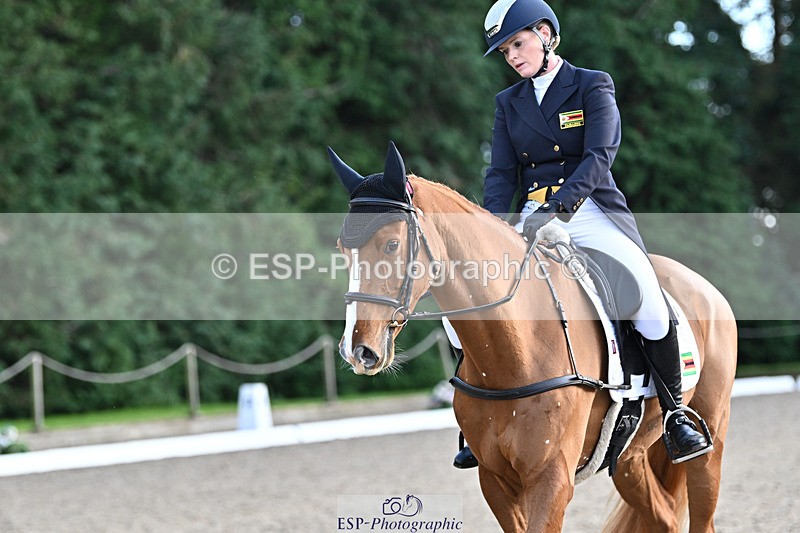 241023-154919-00775 - 010-Julia.Norman-SCOTCH.ON.THE.ROCK'Z