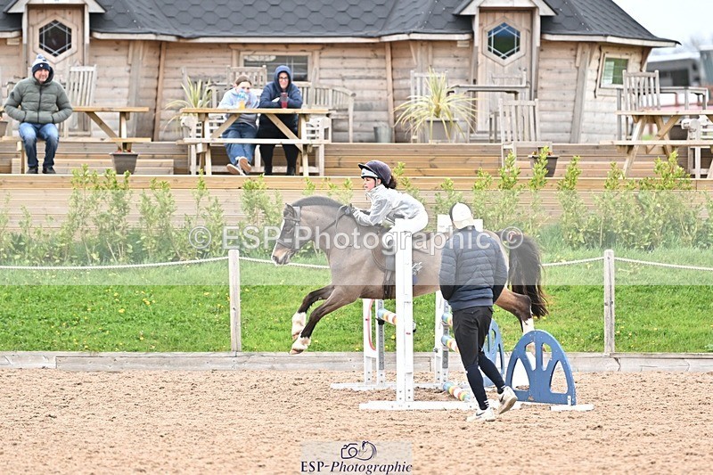 250414-103341-00133 - 80cm Round 1