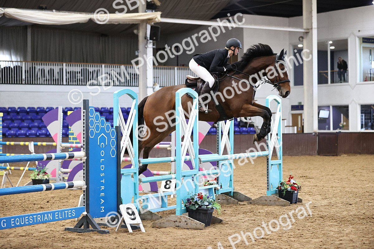 SBM_001710 - Class 4 - Senior Newcomers - 1.10m Open