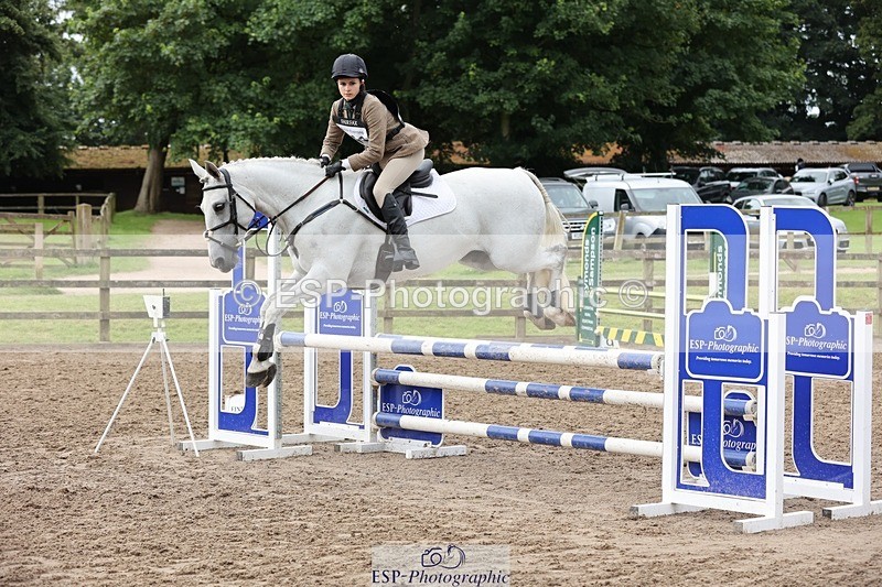 240803-101709-00474 - 106-Issy_Perry-DATE_NIGHT