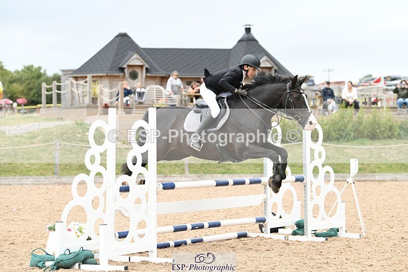 250807-135507-01423 - 90cm Round 2