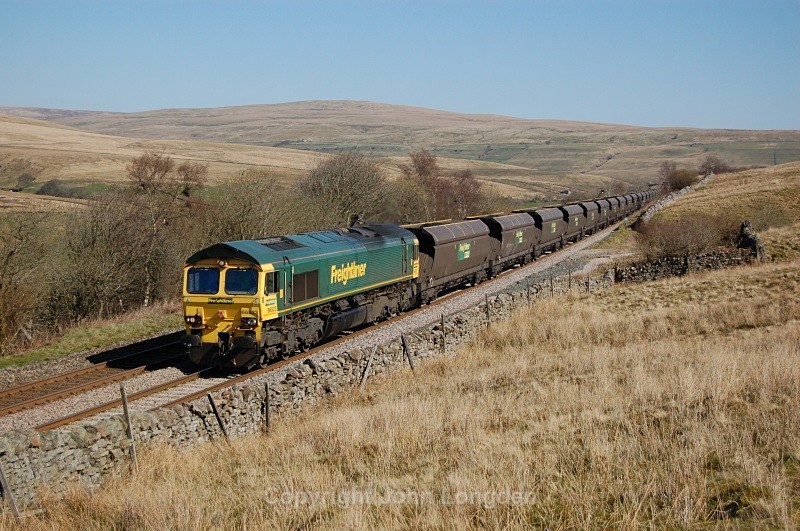 JL - 8.4.11 66523 6M11 Killoch - Fiddler's Ferry Garsdale Troughs - Garsdale Troughs