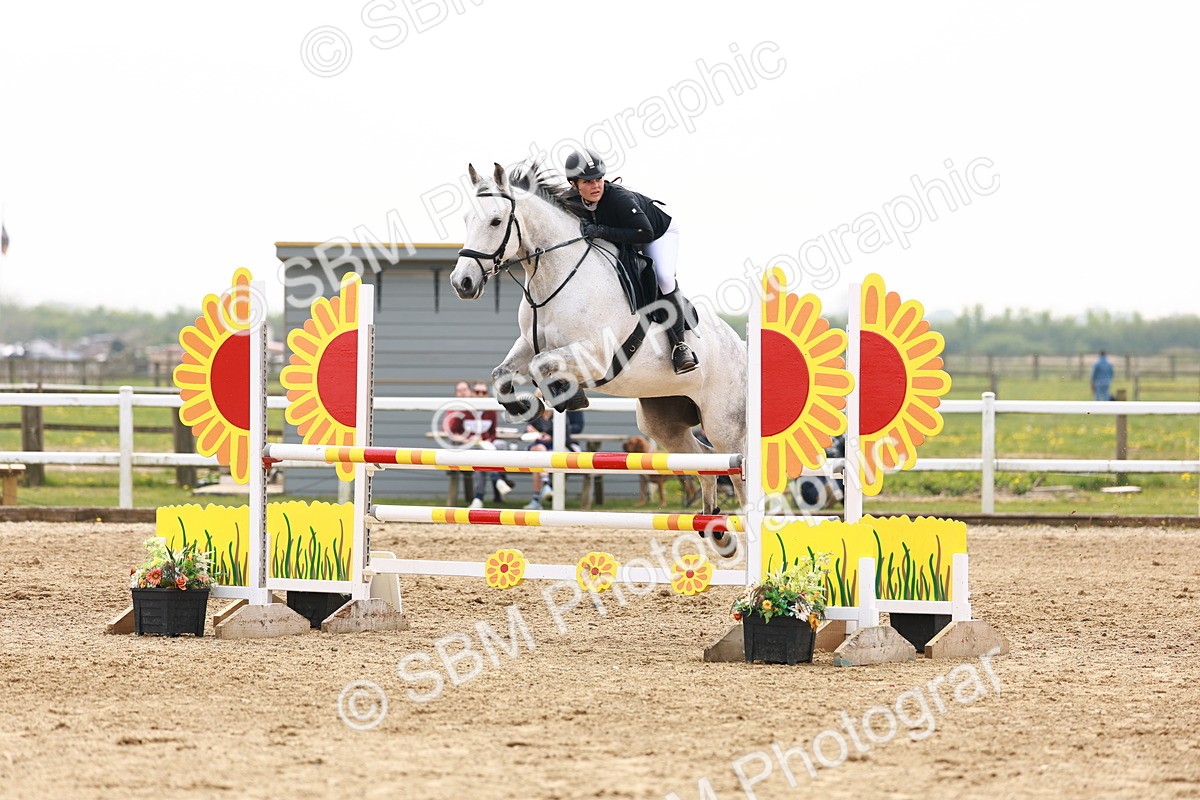  - Class 18 - Senior Newcomers - 1.10m