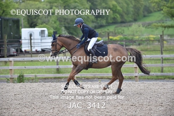 JAC_3412 - CLASS 4 Senior BritiNovice/ 90cm Open