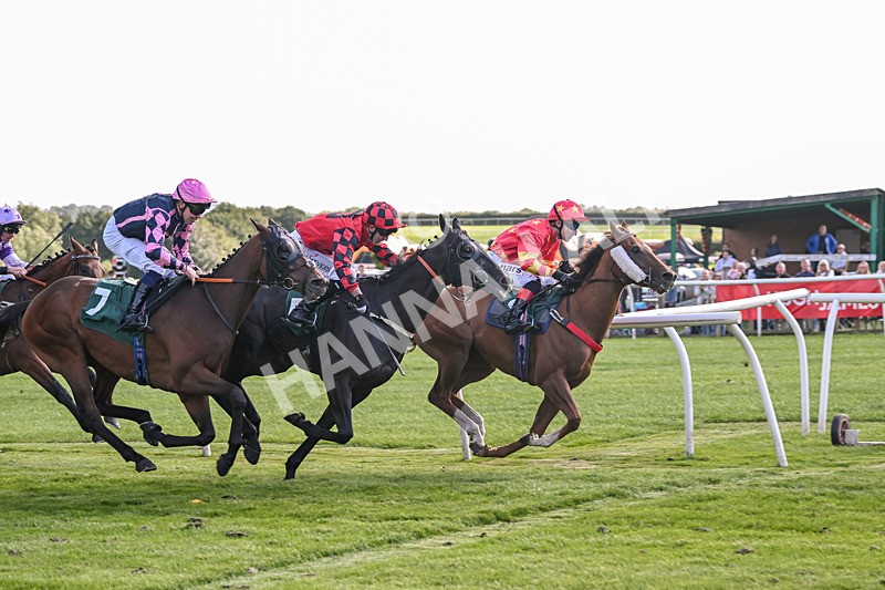 050825-Race 5-Inspiring Speeches-6122 - Race 5