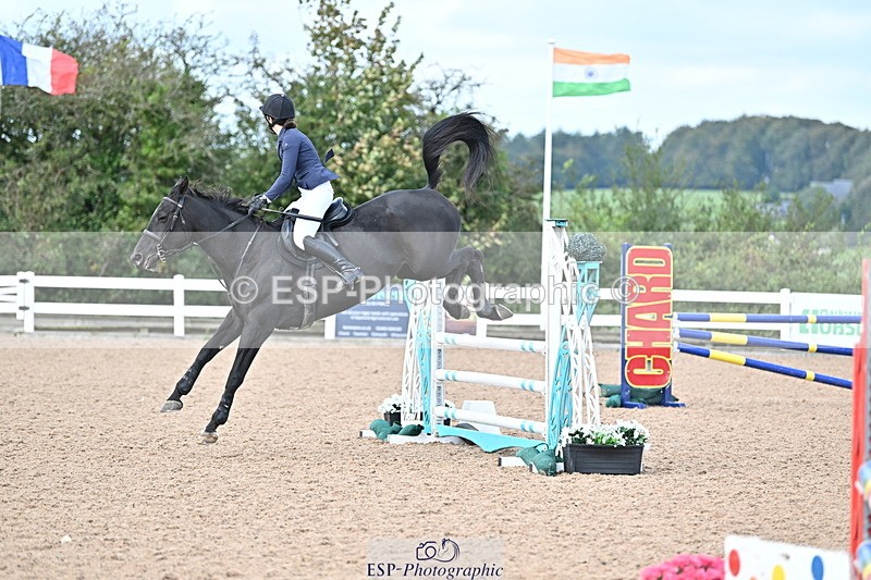 241005A-111942-03287 - SAT Cls 17 95cm Amateur Quali