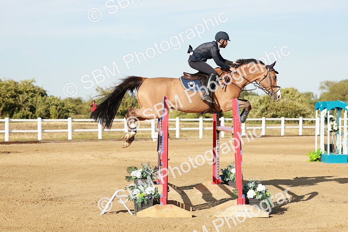SBM_008805 - Class 6 - National 1.30m 1.40m Open Handicap