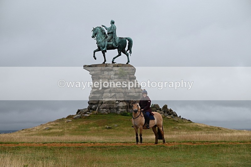 DSC_2443 - Time at Statue 12:34 to 12:56