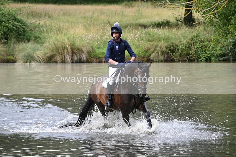 WJ7_2105 - Time at Water 11:14 to 11:36