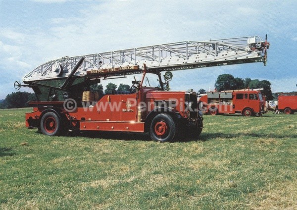 28 - Fire Engine Photos
