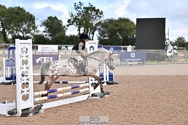 260804-155518-00182 - Clear Round