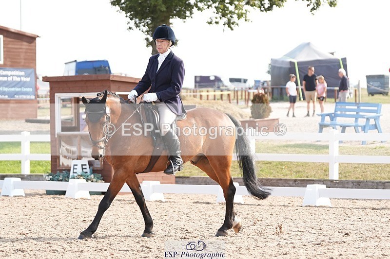 250817-094052-07209 - 157-Camilla.HankinsonChapel.Arch