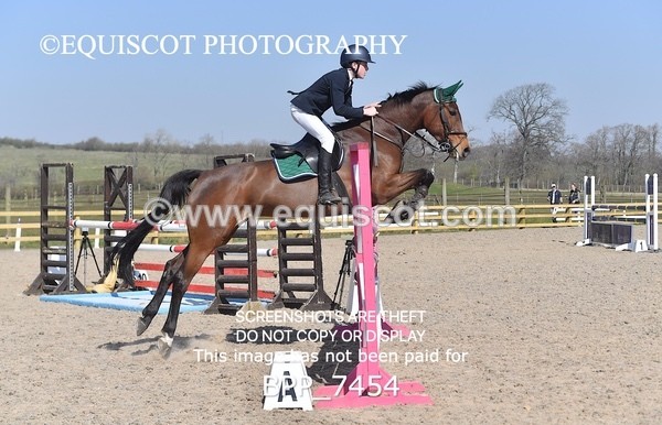 BPP_7454 - CLASS 5 Senior Newcomers/ 1.10m Open
