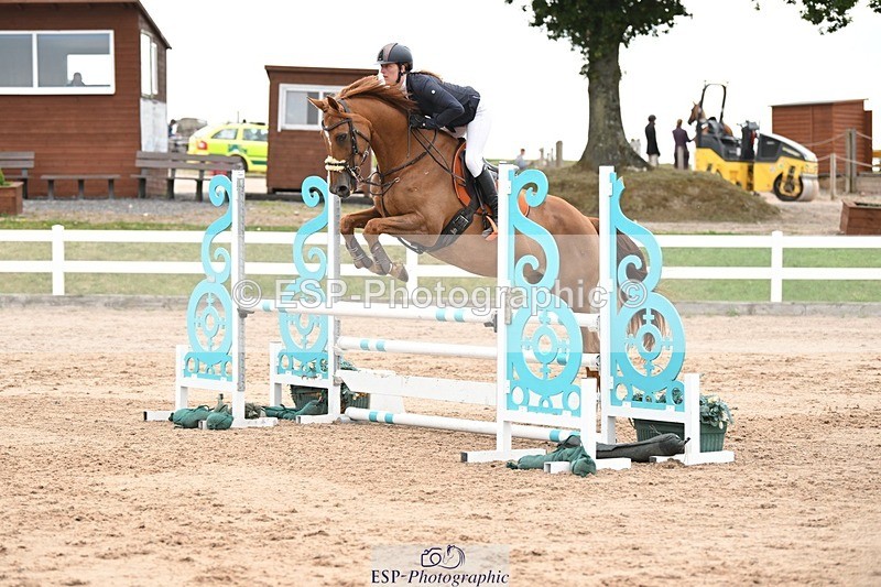 250727-095018-08925 - Cls 31 British Novice and 90cm