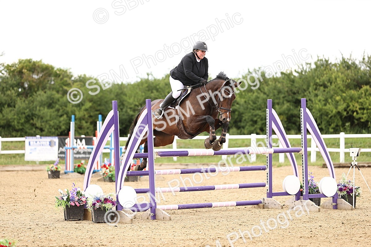 SBM_007735 - Class 19 - Senior Newcomers - 1.10m