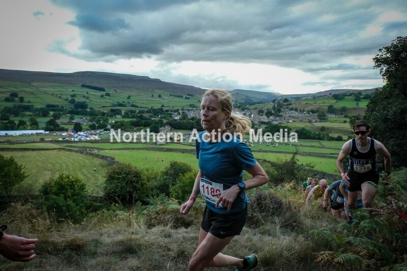 DSCF5095 - Reeth Fell race seniors