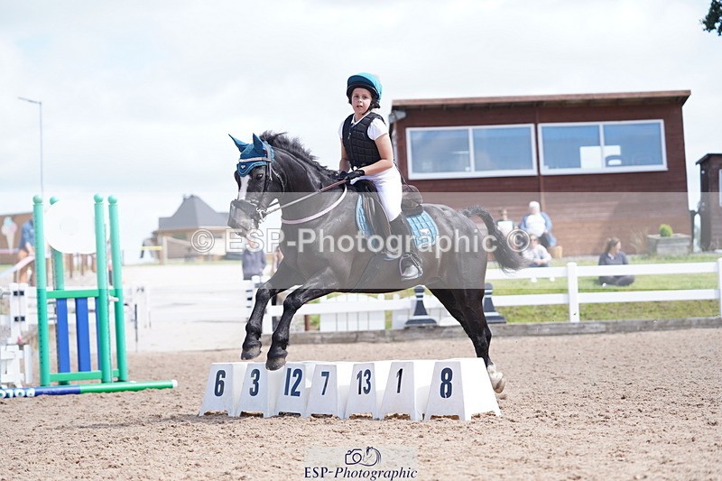 240809A-142520-01231 - Chase Me Charlie