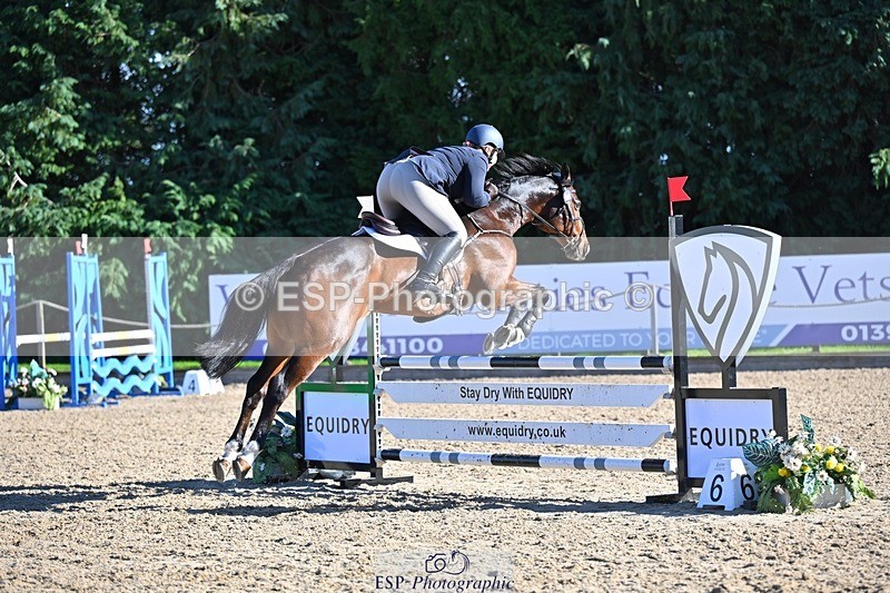 241027-115428-17041 - 402-Ella.Matravers-BALLYMITTY.MAC