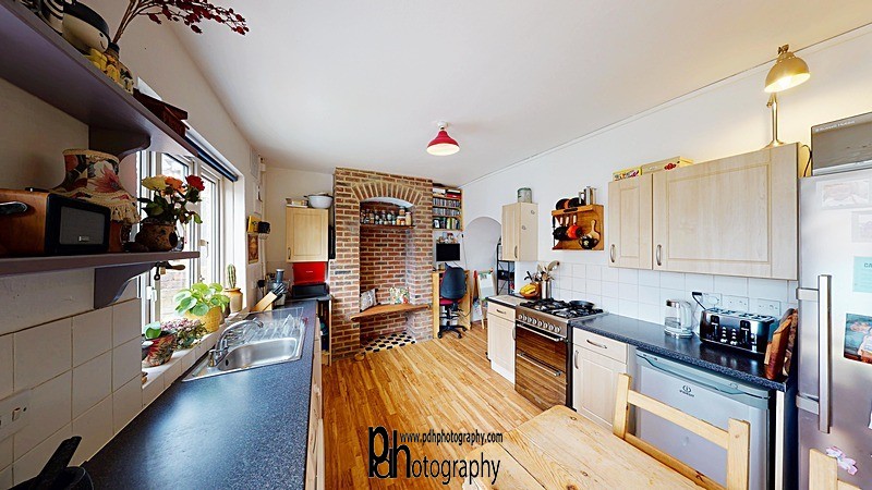 Kitchen BrkFastRm-3_155754 - Property(examples)
