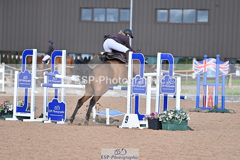 231014A-110314-04289 - Cls 18 Newcomers & 1.10m Open