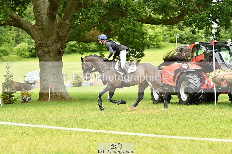 250525A-143633-16988 - D-404-Tom.Jackson-PLOT.TWIST.B