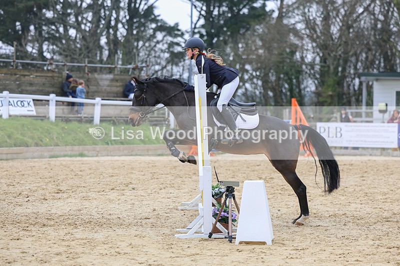 3E7A8232 - Class 11: Junior 70cm