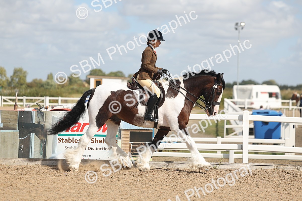 SBM_23209 - Class 807 - young Rider 11 to 16 Years