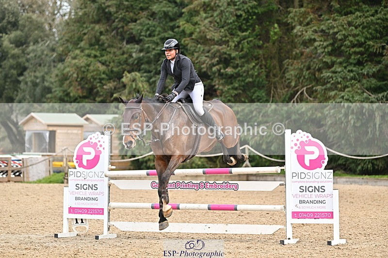 250321A-113815-00582 - Cls 3 Foxhunter and 1.20m Open