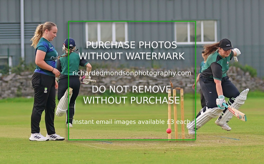 533A5656 - Kendal Cricket Women & Girls vs Carnforth Cricket Women & Girls (28/5/26)