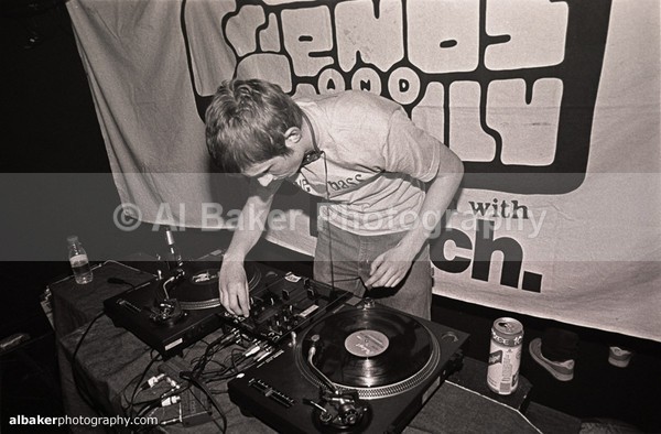 4 - Friends-&-Family @ the-roadhouse 07.04.01