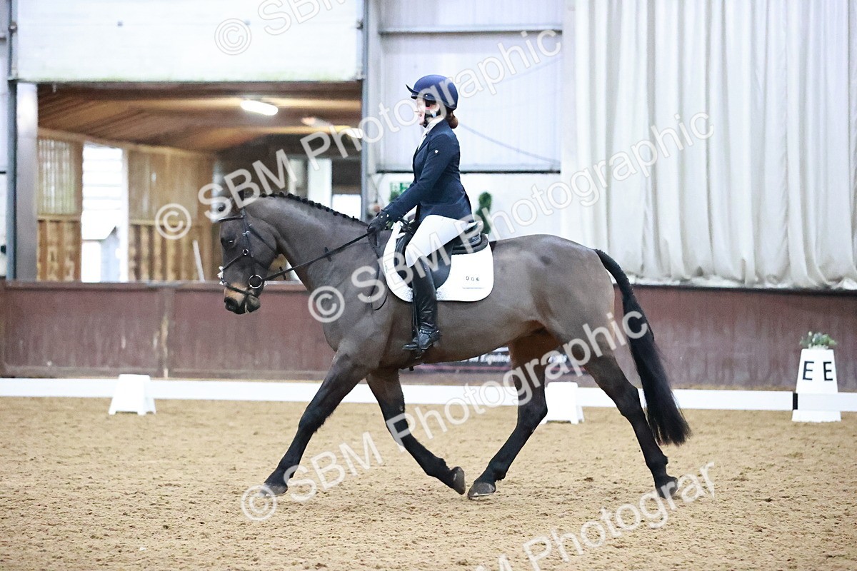 SBM_001730 - Class 9 - Novice 4