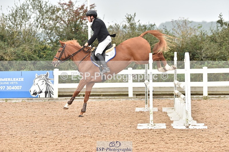 231011A-101204-00042 - Cls 1 British Novice & 90cm Open