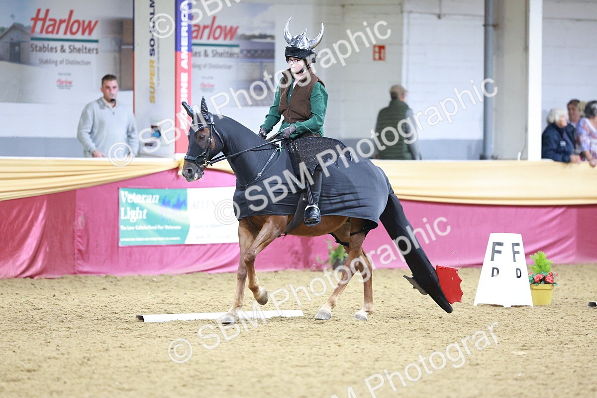 SBM_10363 - Class 62 - Strictly Fancy Dress-Age