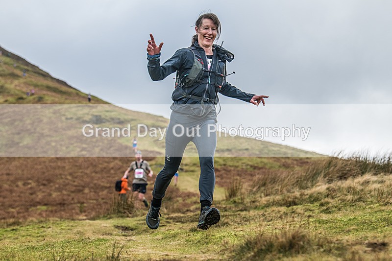 BOS-688 - Kong Running B.O.S. (Barrow, Outerside, Stile End) Fell Race Saturday 24th January 2026
